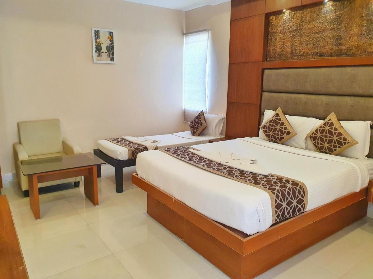 The Hydel Park - Business Class Hotel - Near Central Railway Station Madras Buitenkant foto