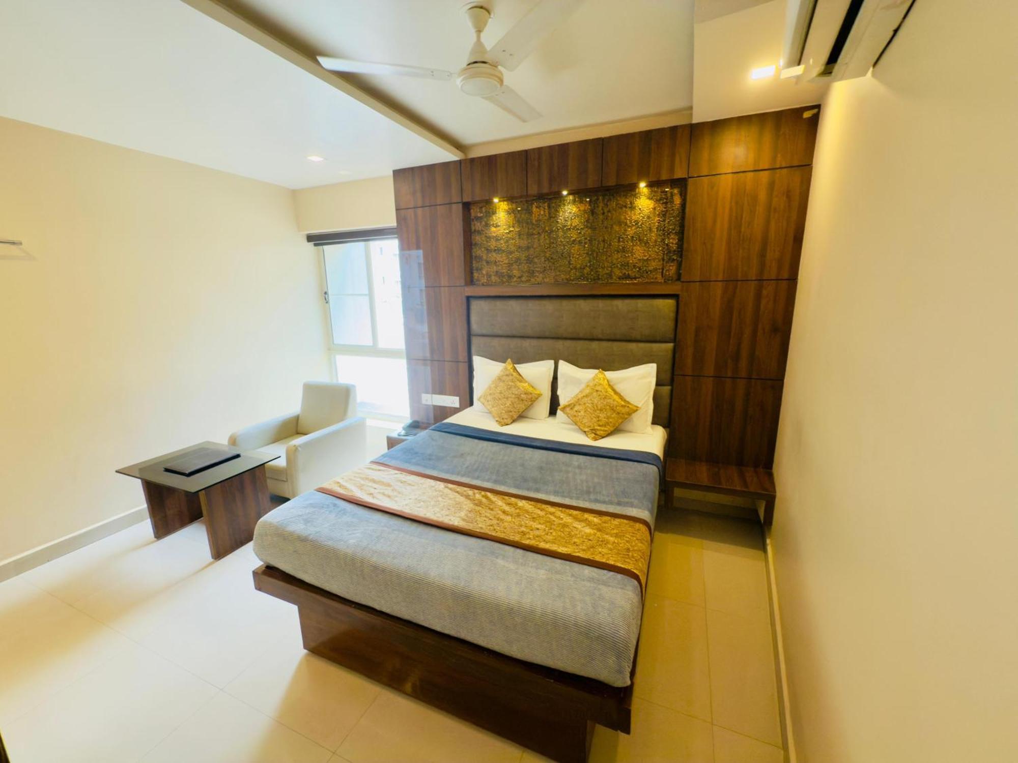 The Hydel Park - Business Class Hotel - Near Central Railway Station Madras Buitenkant foto
